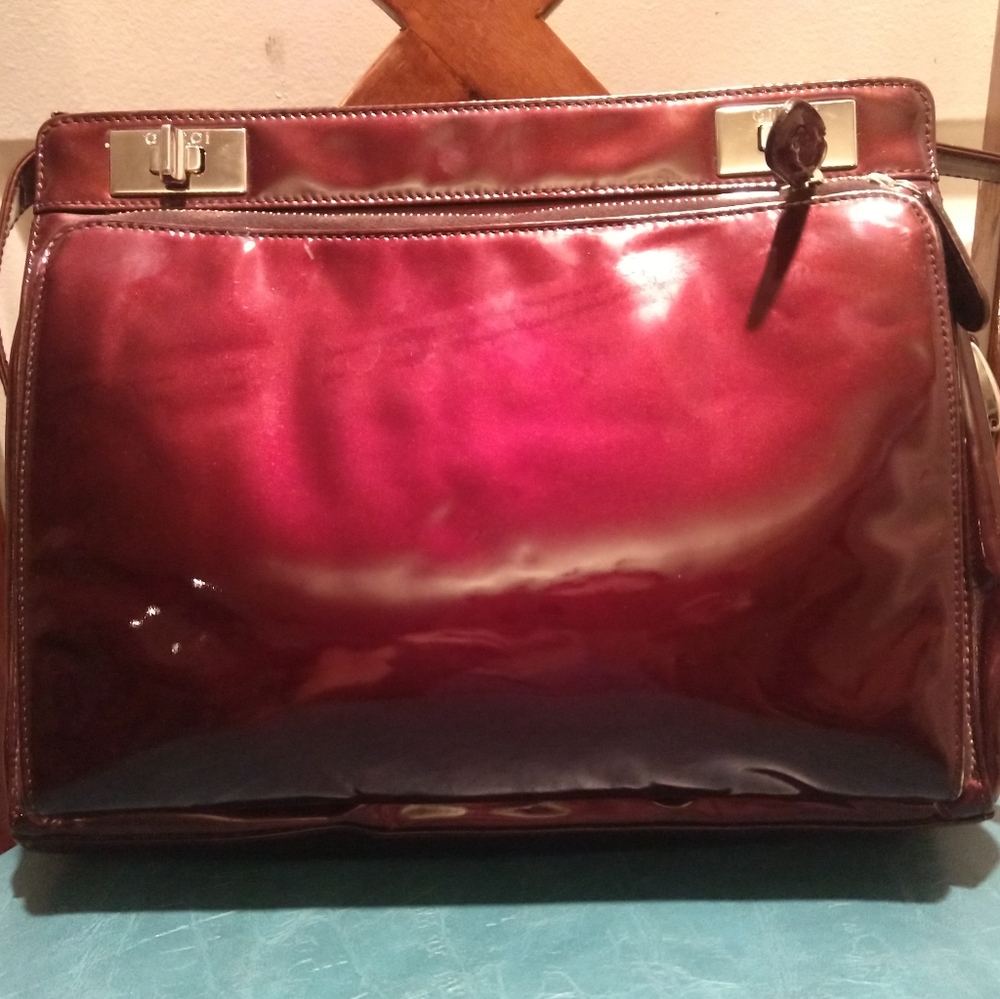 gucci bag vintage wine color